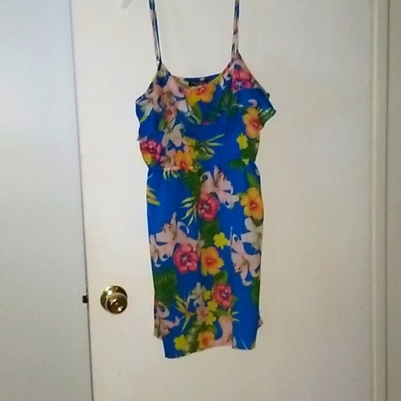 Floral top - Picture 2 of 4